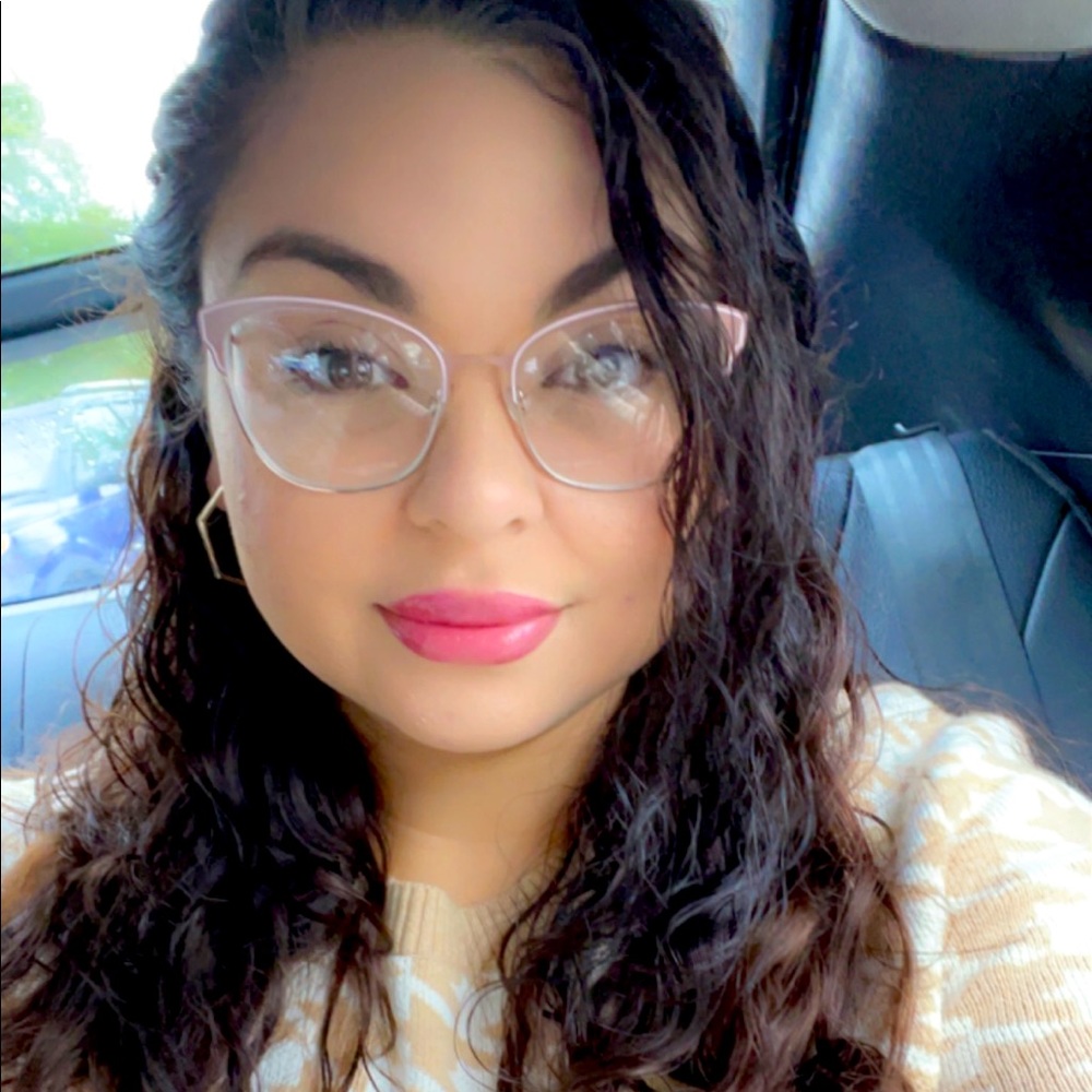 Meet your Posher, Cindi